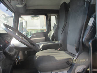 2011-man-tgs-28-320-1405559-44968995