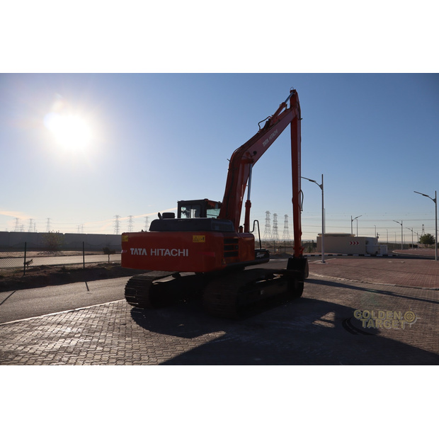 2025 Hitachi EX215LC-44969399