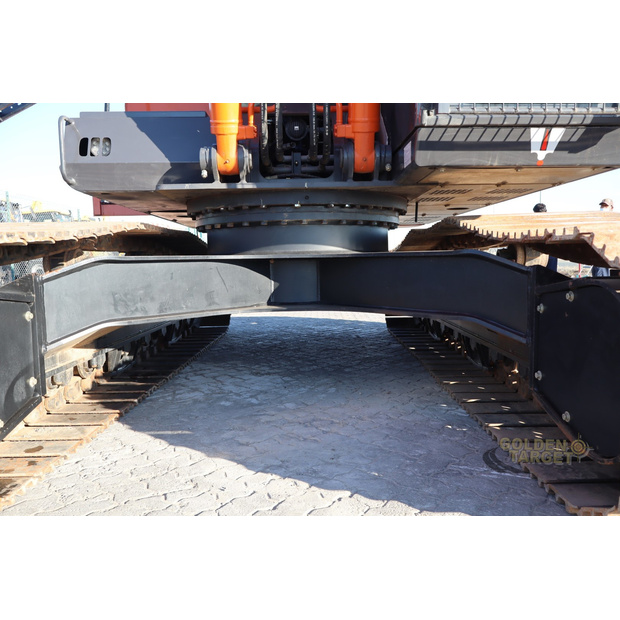 2025 Hitachi EX215LC-44969403