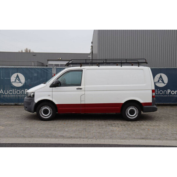 Volkswagen Transporter-44969415