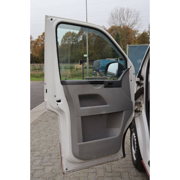 Volkswagen Transporter-44969434