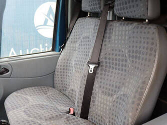 ford-transit-1405584-44969589