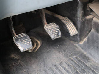 ford-transit-1405584-44969590