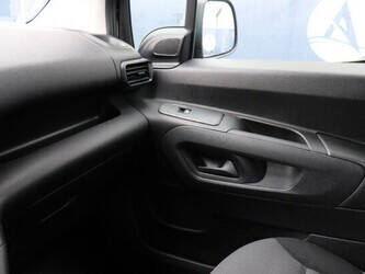 2019-peugeot-partner-1405589-44969753