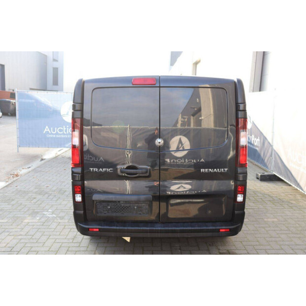 2020 Renault Trafic-44969781