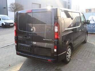 2020-renault-trafic-1405591-44969782