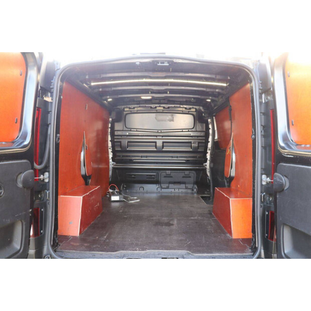 2020 Renault Trafic-44969795