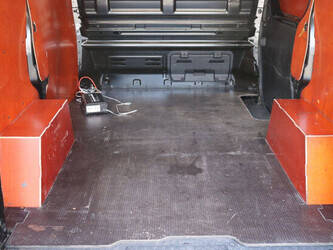 2020-renault-trafic-1405591-44969796