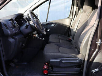 2020-renault-trafic-1405591-44969805