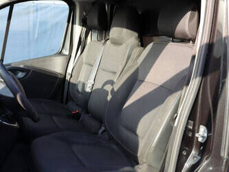 2020-renault-trafic-1405591-44969809