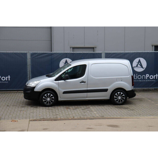 2017 Citroen BERLINGO-44969845