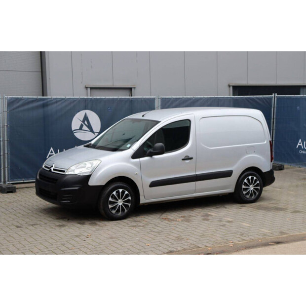 2017 Citroen BERLINGO-44969854