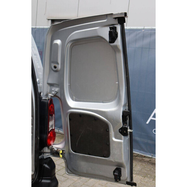 2017 Citroen BERLINGO-44969868