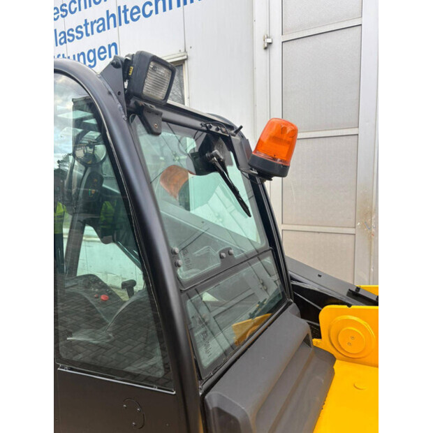 2019 جيه سي بي OTHERS-44970233