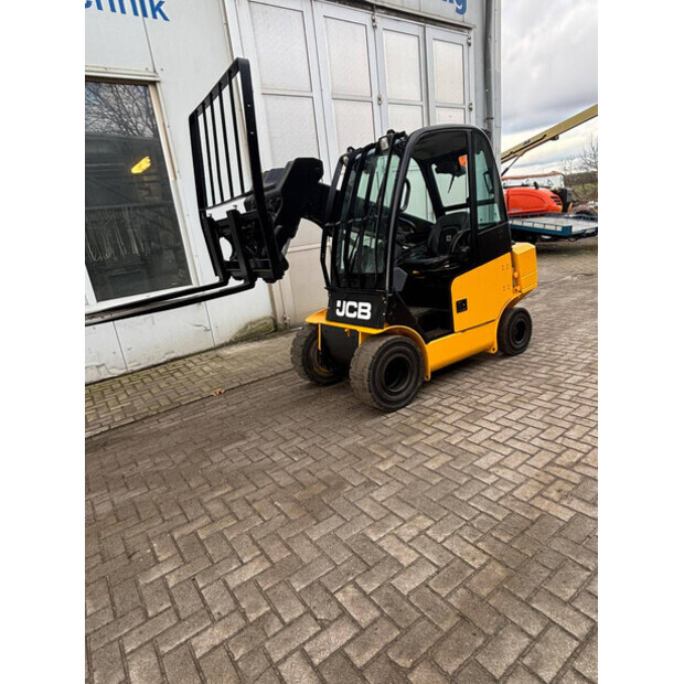 2019 جيه سي بي OTHERS-44970237