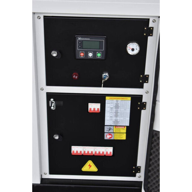 2023 Pheatonn GF2-W33-44970858