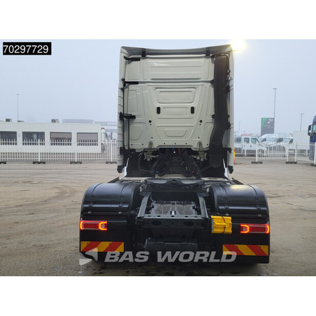 2025 Mercedes-Benz Actros 1848-44971037