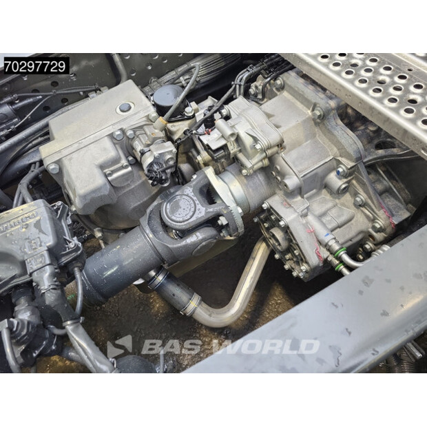 2025 Mercedes-Benz Actros 1848-44971042