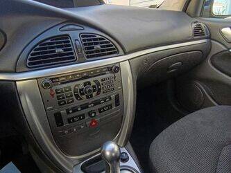 2008-citroen-c5-1405814-44985810