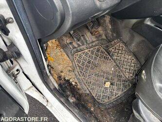 2011-renault-kangoo-1405823-44985908