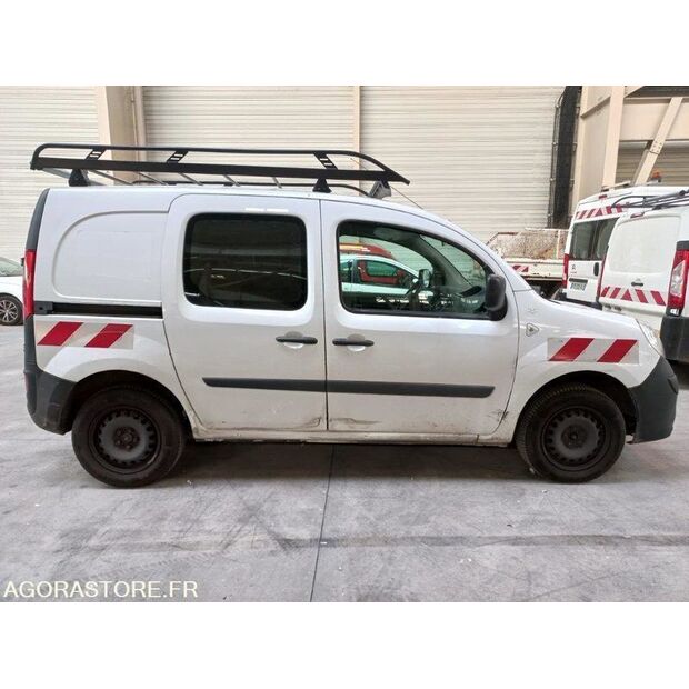 2009 رينو Kangoo-44985948