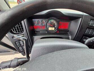 2016-renault-d-1405839-44986081