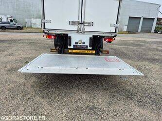 2016-renault-d-1405839-44986086