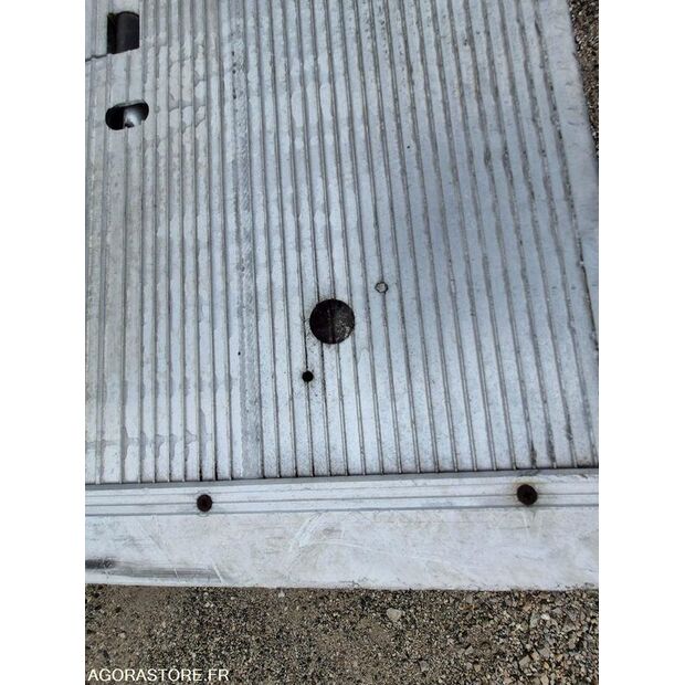 2016 Renault D-44986094