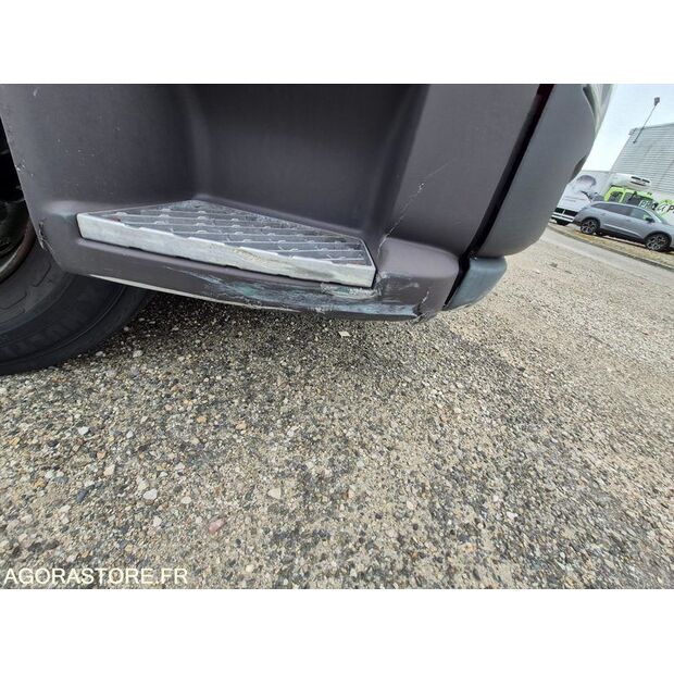 2016 Renault D-44986099