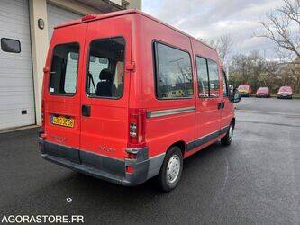 2003-peugeot-boxer-1405846-44986154