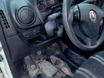 2014-fiat-fiorino-1405854-44986253