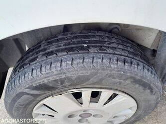 2014-fiat-fiorino-1405854-44986264