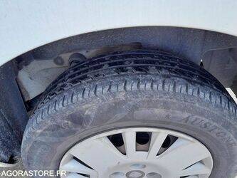 2014-fiat-fiorino-1405854-44986265