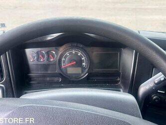 2014-renault-d-1405859-44986309