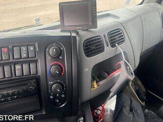 2014-renault-d-1405859-44986310