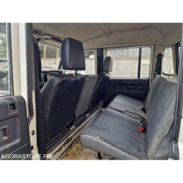 2004 لاند روفر Defender-44986337