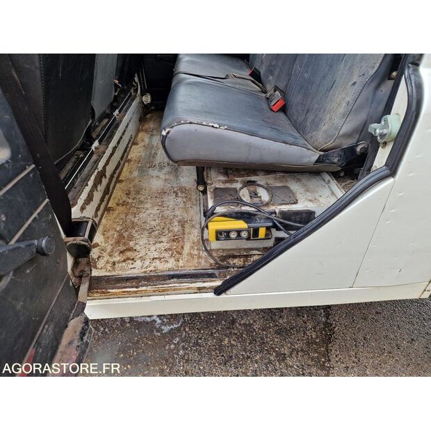 2004 لاند روفر Defender-44986338