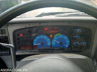 2004-renault-kerax380-1405869-44986403