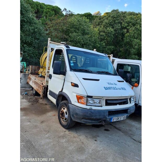 2001 ايفكو 35C11-44986435