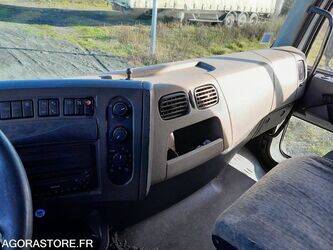 2008-renault-premium-1405877-44986514