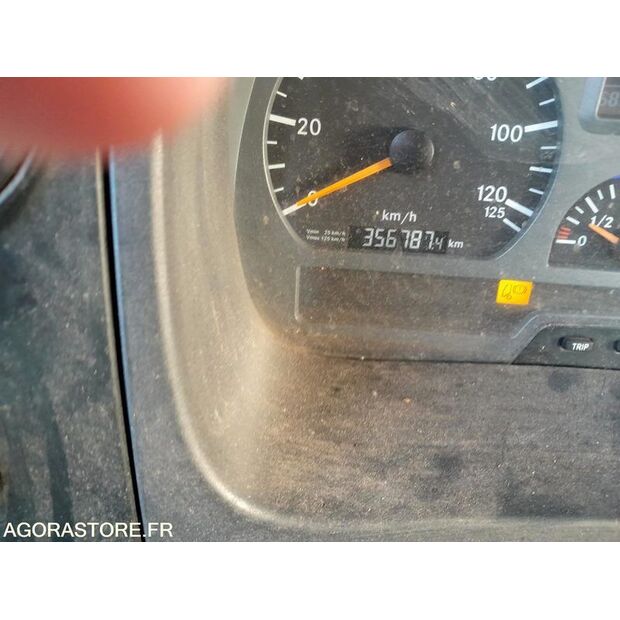 2007 مرسيدس بنز 1833-44986531