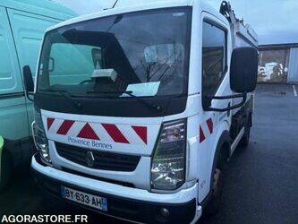 صورة ل شاحنات قلابة 2011 رينو Maxity