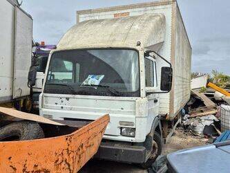 صورة ل شاحنات صندوقية 2013 رينو PREMIUM