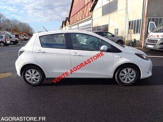 2013-toyota-yaris-1405886-44986650