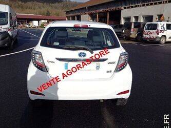 2013-toyota-yaris-1405886-44986652