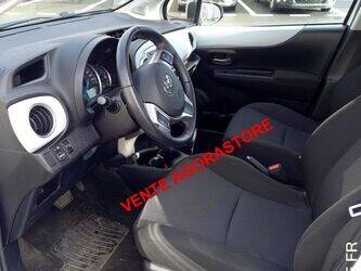 2013-toyota-yaris-1405886-44986654