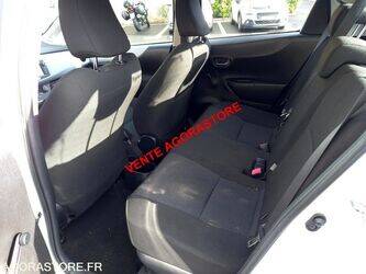 2013-toyota-yaris-1405886-44986655