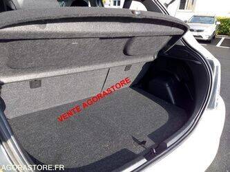 2013-toyota-yaris-1405886-44986656