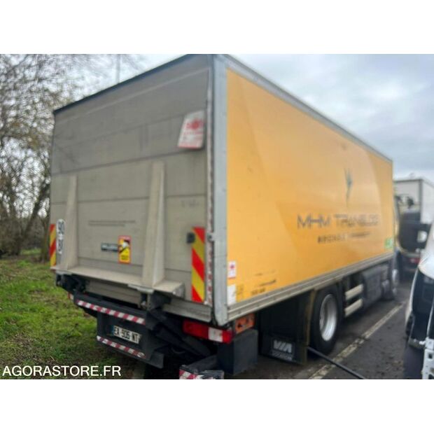 2016 رينو D WIDE-44986703