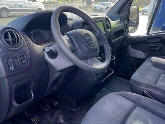 2018-opel-movano-1405898-44986810